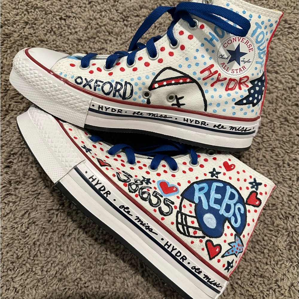 Converse Ole Miss hand painted tennis shoes size 5